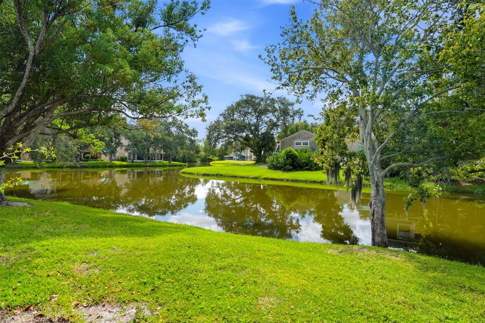 9020 LAKE PLACE LN #9020 — photo 32