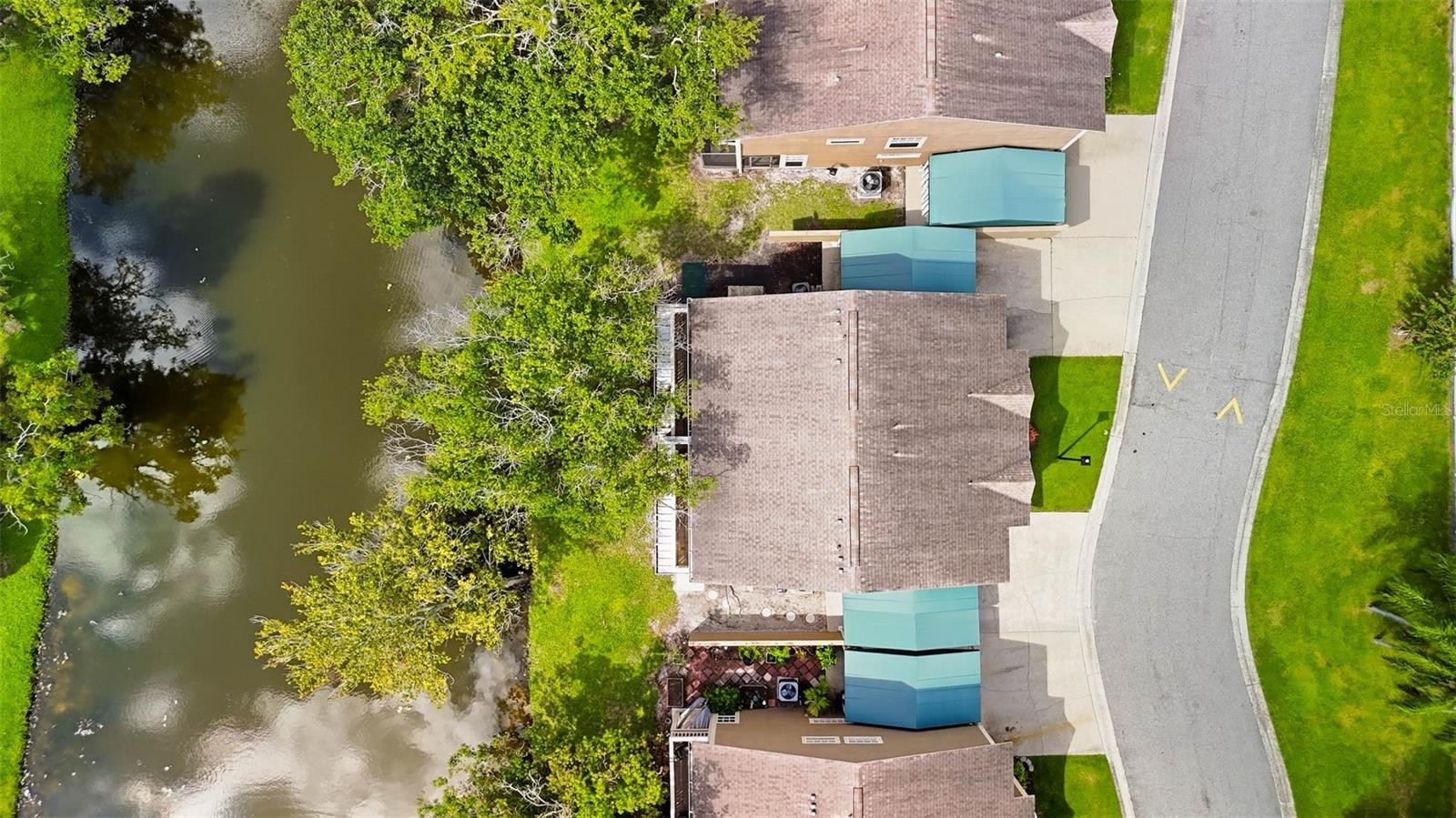 9020 LAKE PLACE LN #9020 — photo 35