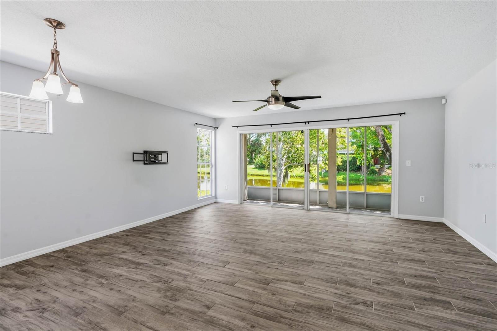 9020 LAKE PLACE LN #9020 — photo 14
