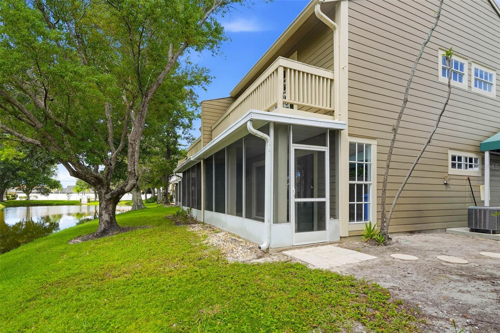 9020 LAKE PLACE LN #9020 — photo 33
