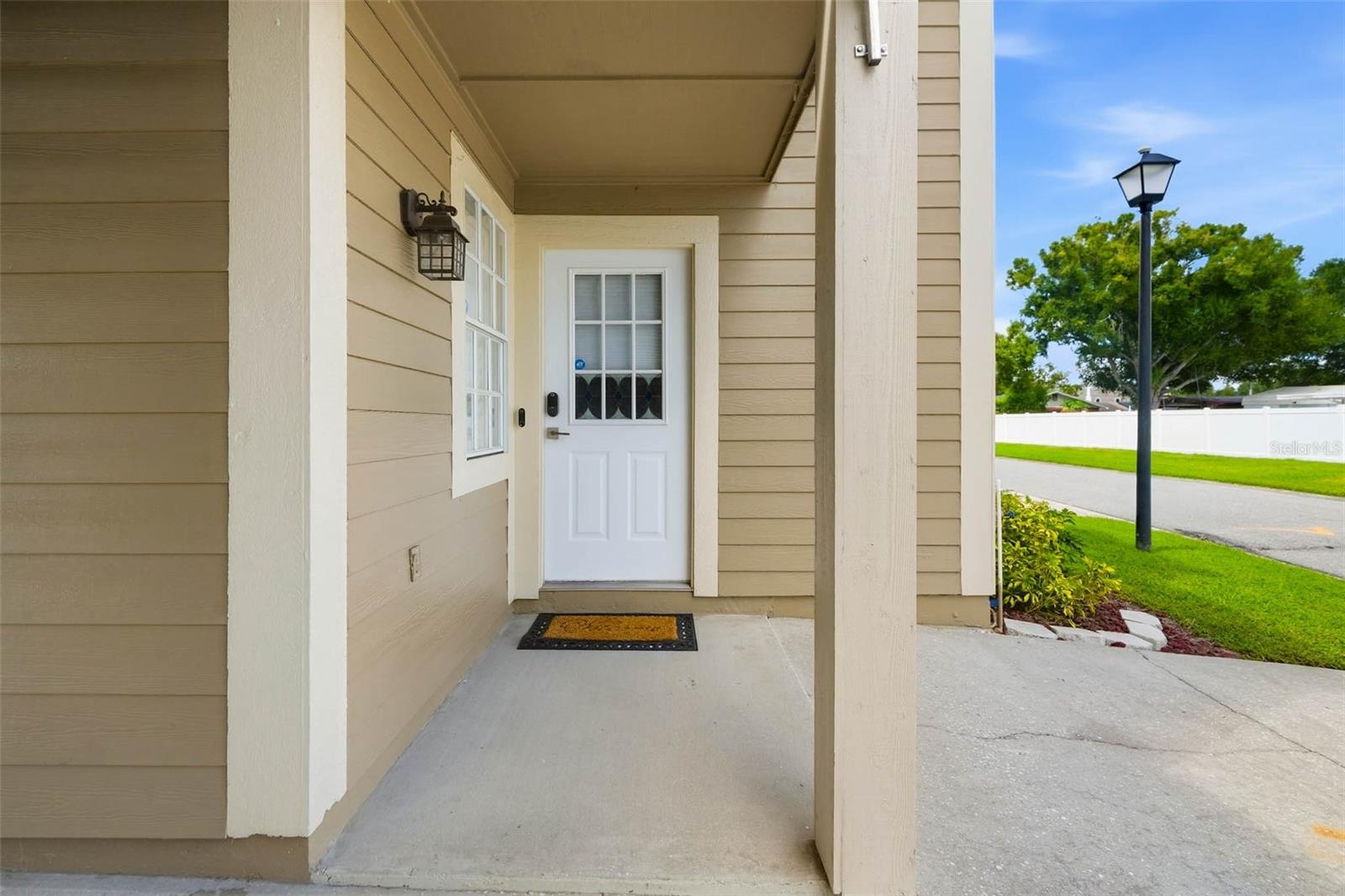 9020 LAKE PLACE LN #9020 — photo 6