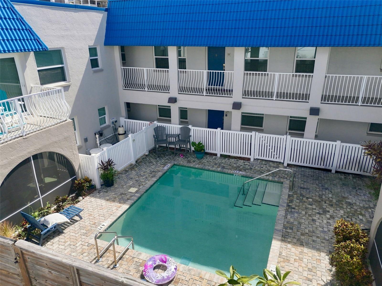 17035 GULF BLVD #122 — photo 36