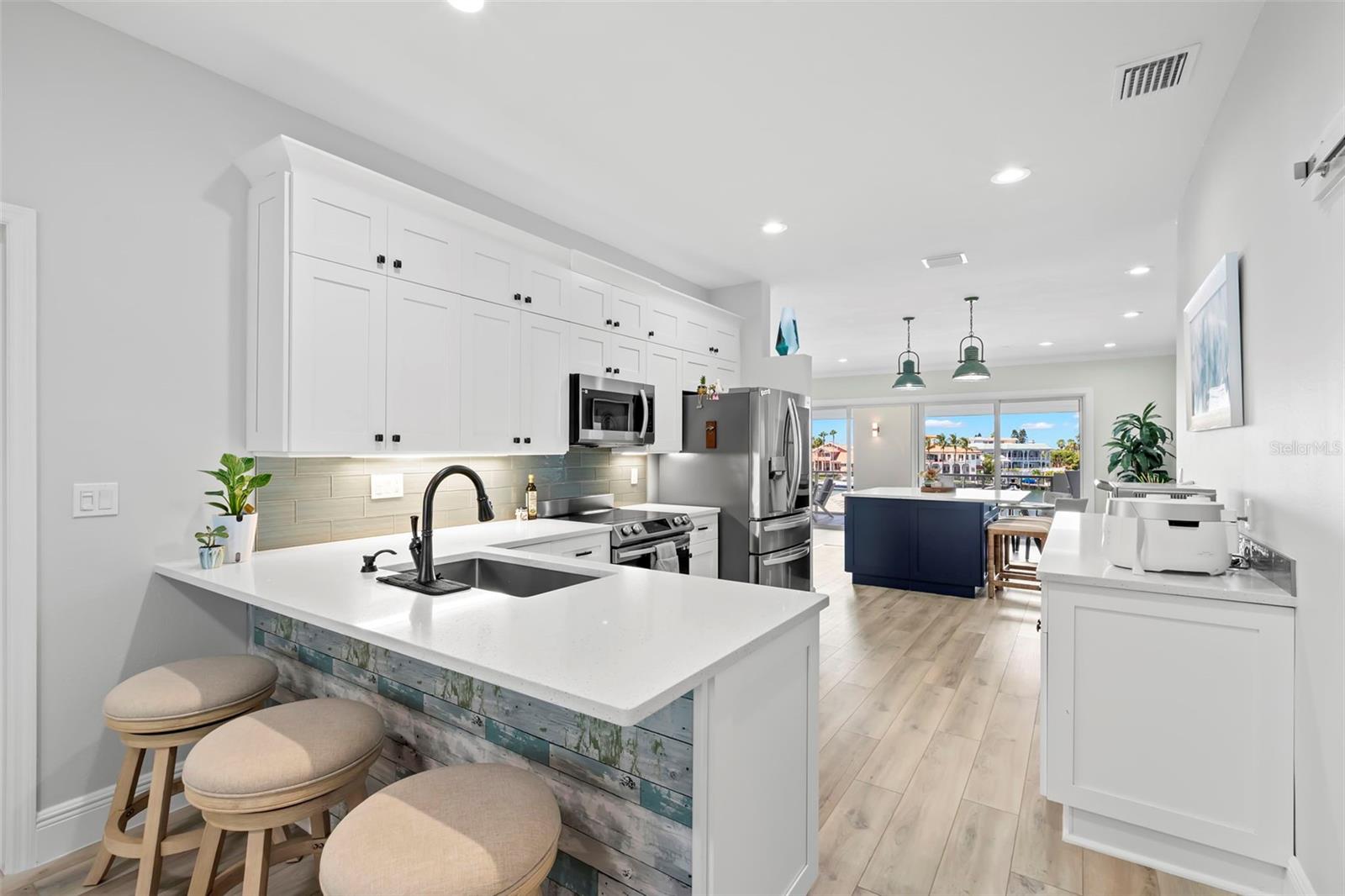1100 PINELLAS BAYWAY S #I4 — photo 6