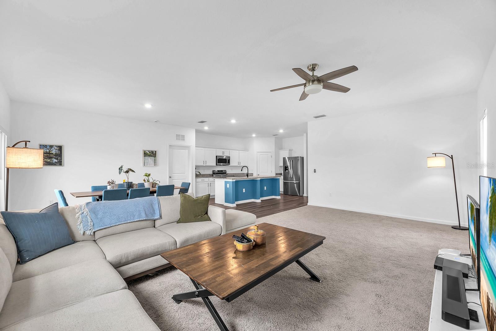 2280 HARRIS HAWK AVE — photo 10