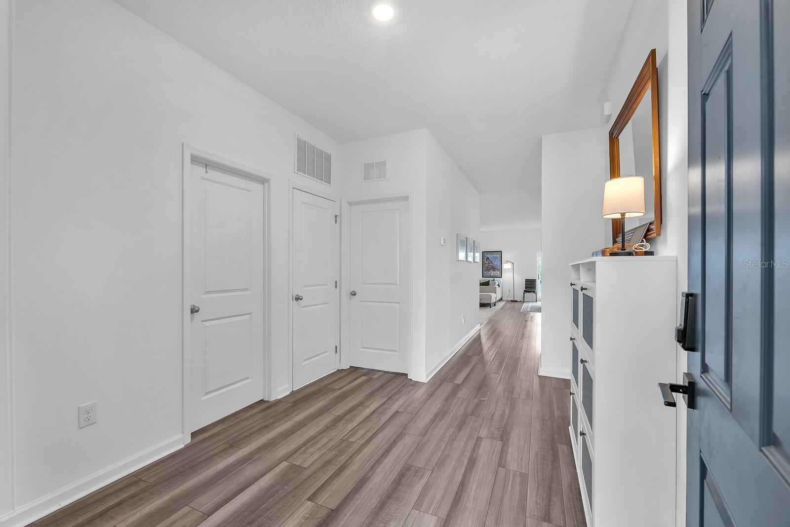 2280 HARRIS HAWK AVE — photo 4