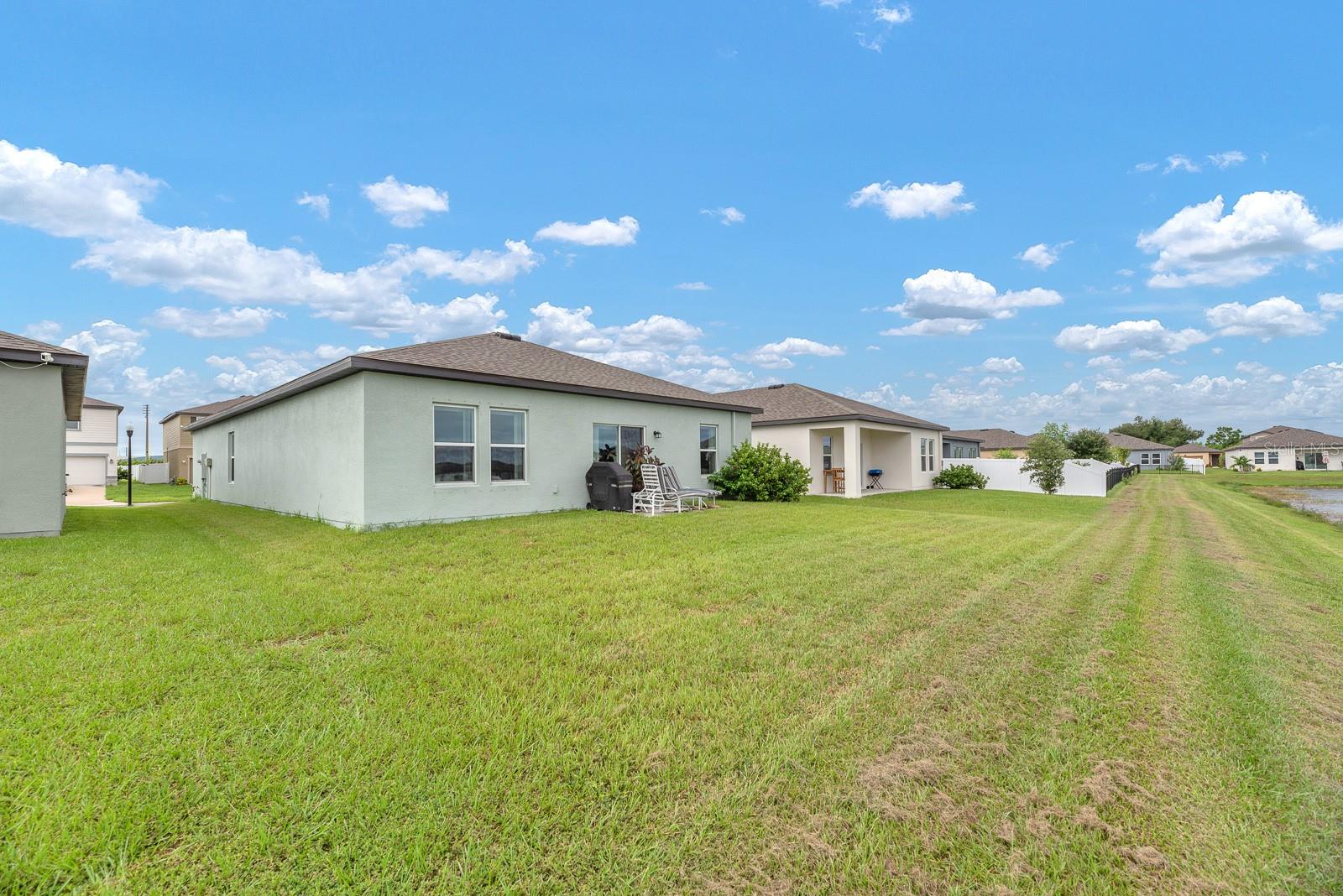 2280 HARRIS HAWK AVE — photo 21