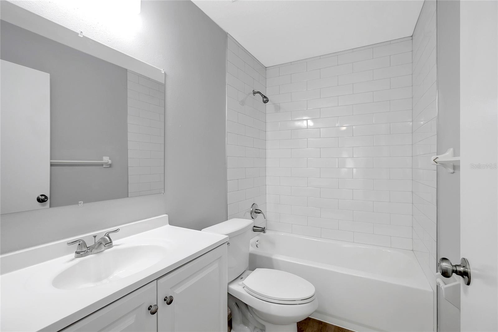 1713 CARNEGIE CIR — photo 32