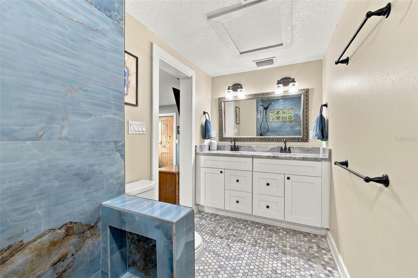 6613 TRAVIS BLVD — photo 24