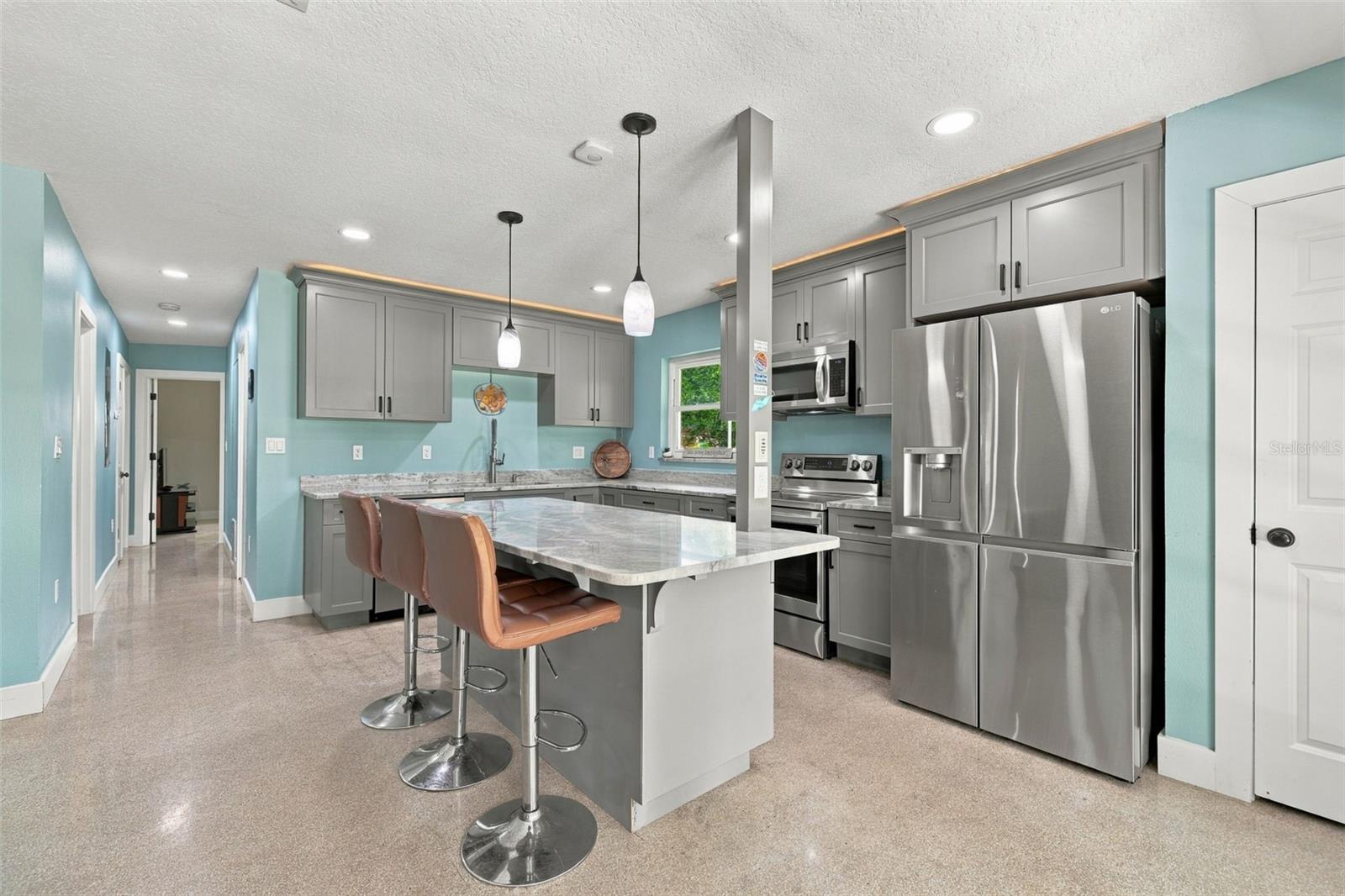 6613 TRAVIS BLVD — photo 11