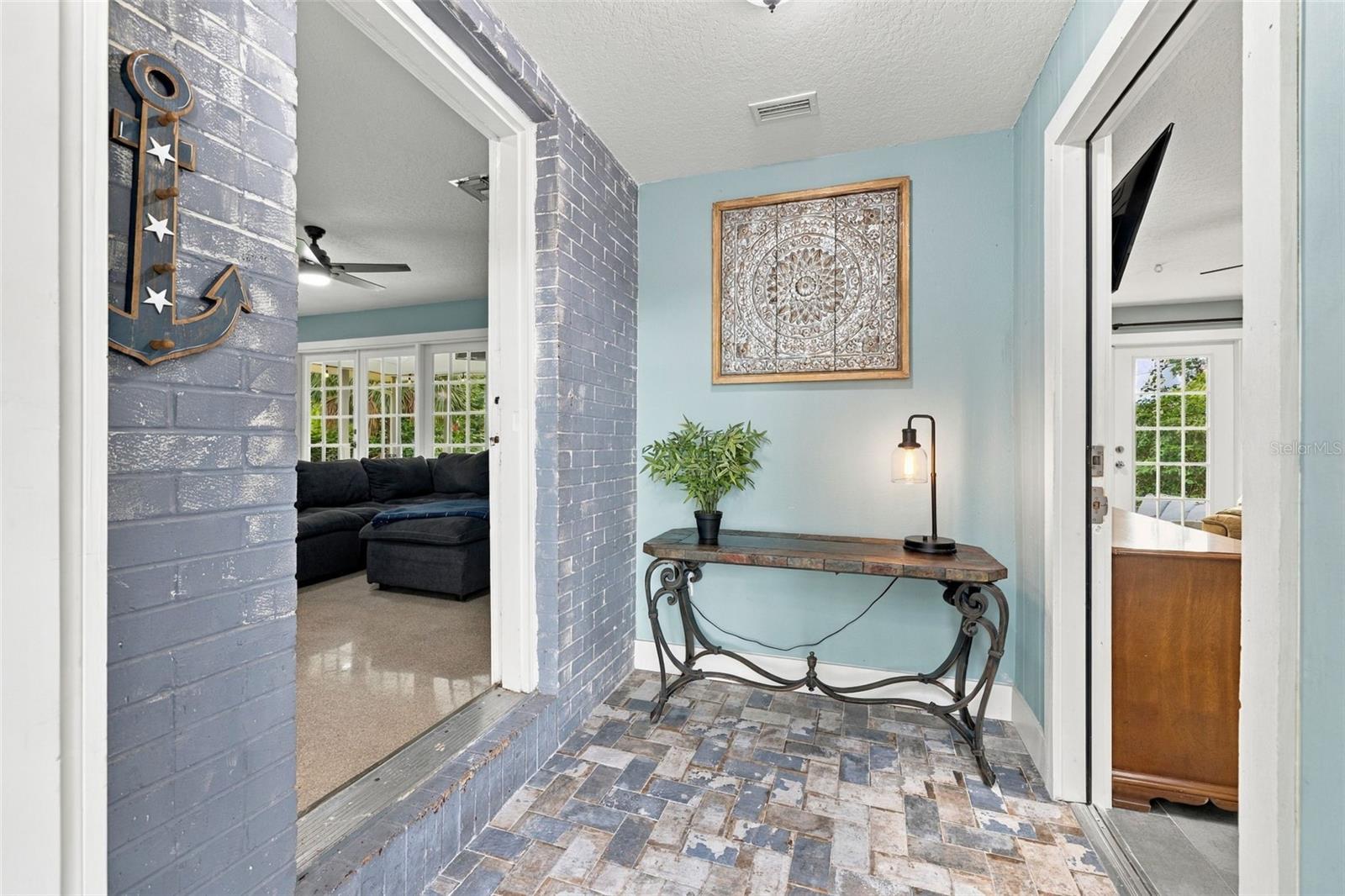 6613 TRAVIS BLVD — photo 5