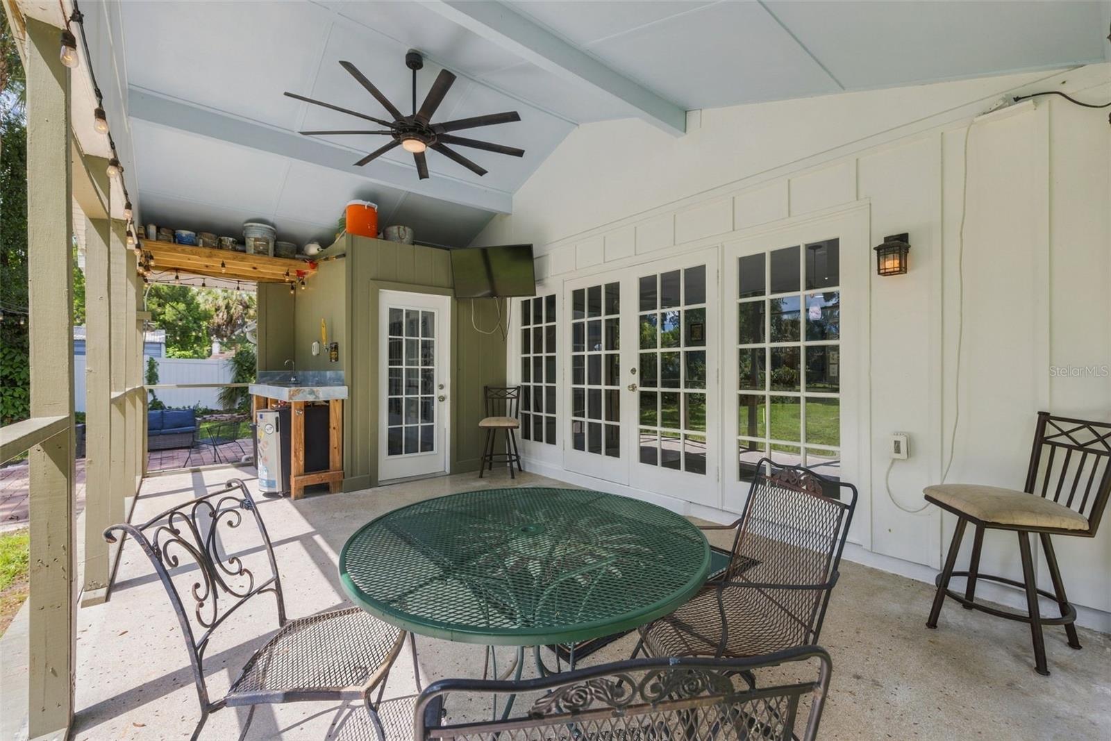6613 TRAVIS BLVD — photo 29