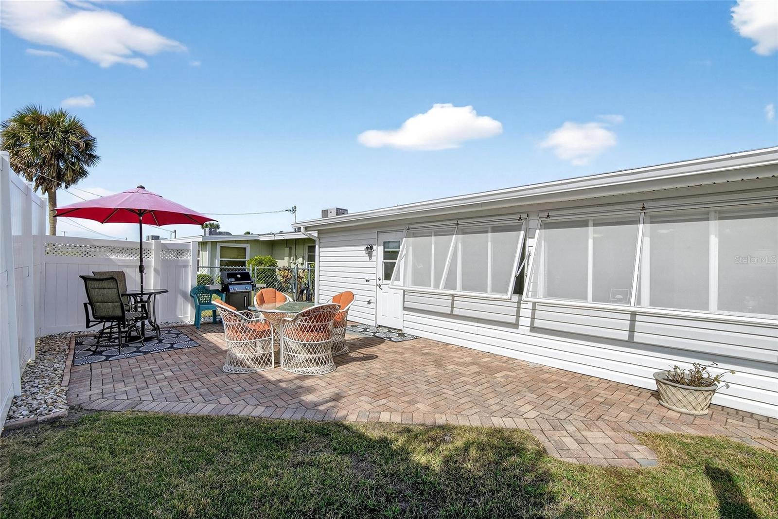 1210 BEACH BLVD — photo 22