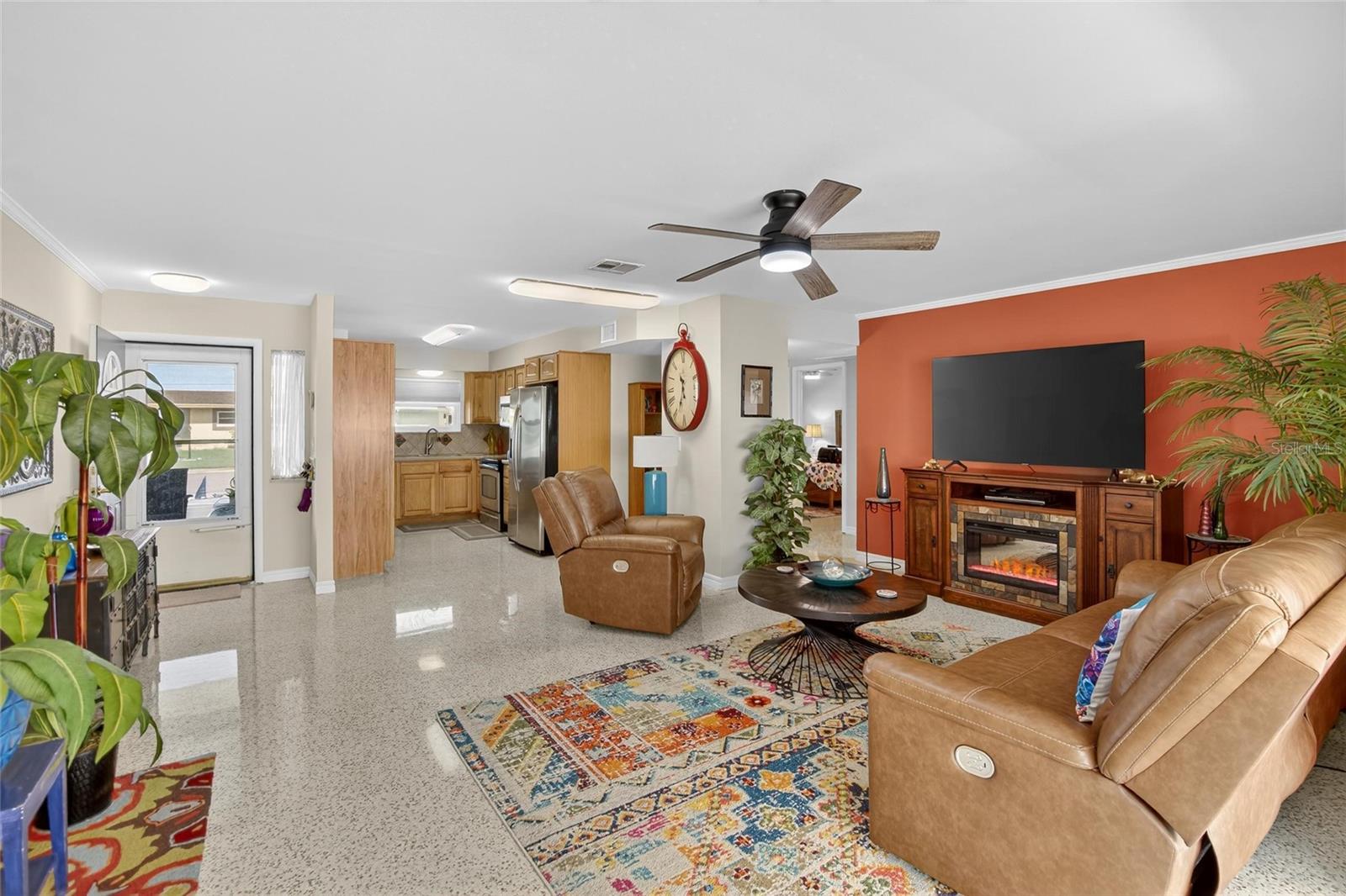 1210 BEACH BLVD — photo 5