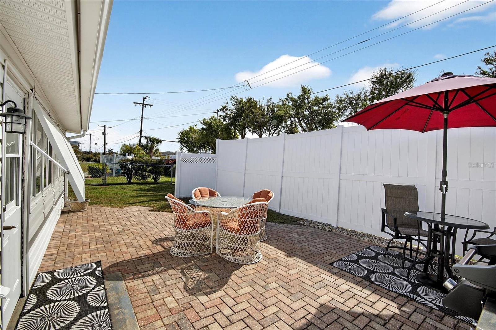 1210 BEACH BLVD — photo 20