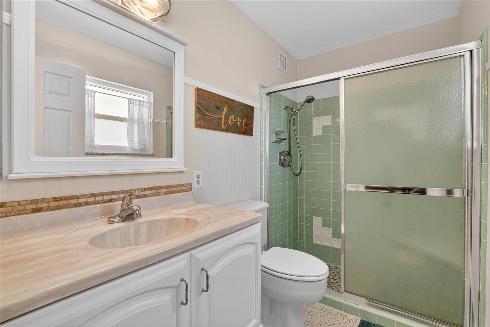 1210 BEACH BLVD — photo 17
