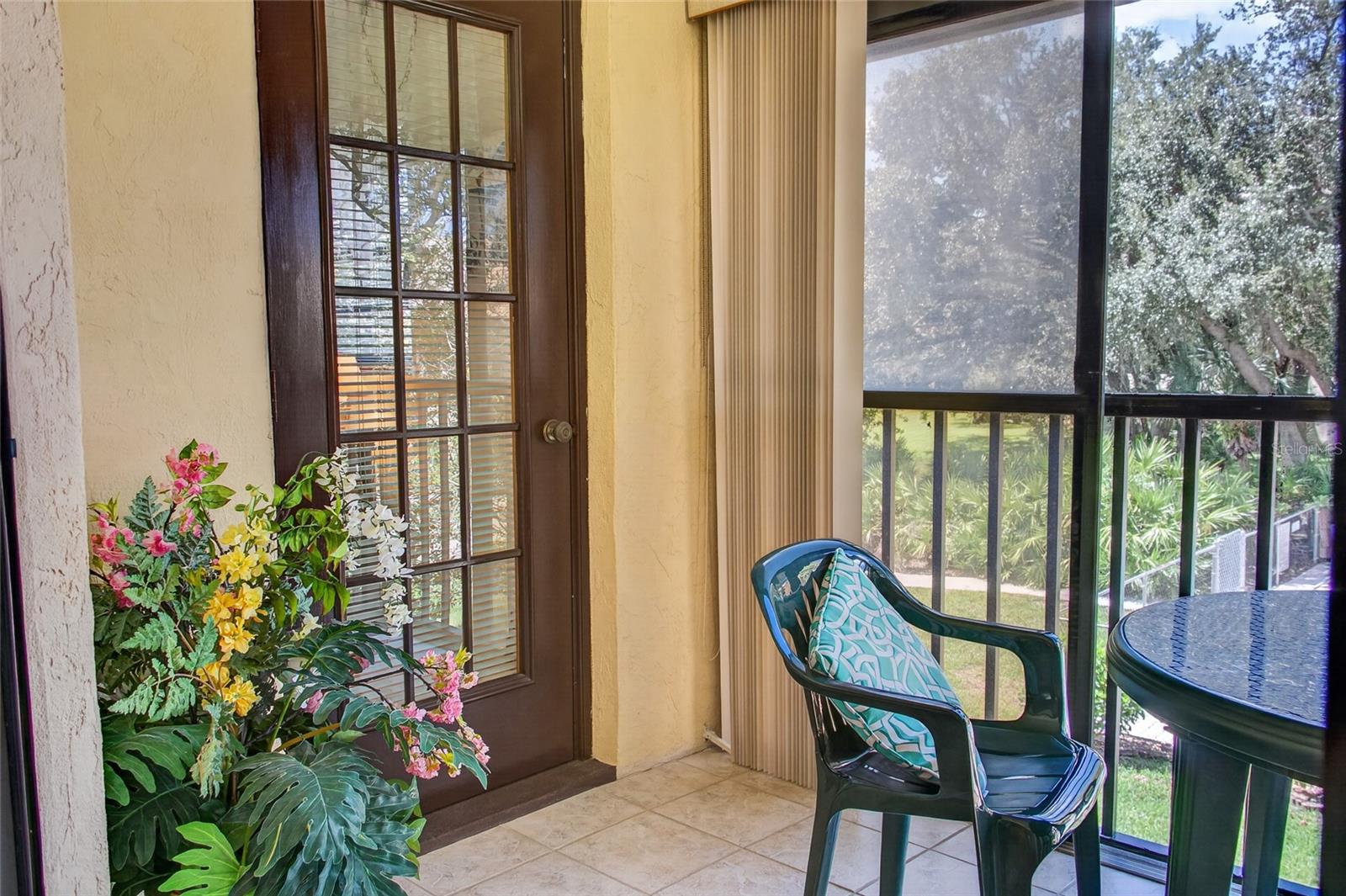 360 THREE LAKES LN #H — photo 21