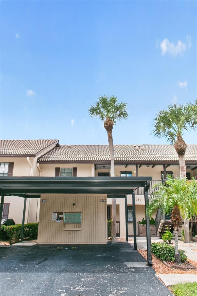 360 THREE LAKES LN #H — photo 25