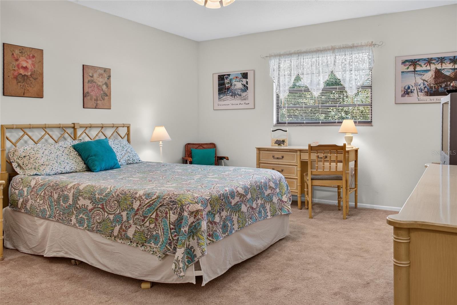 360 THREE LAKES LN #H — photo 16