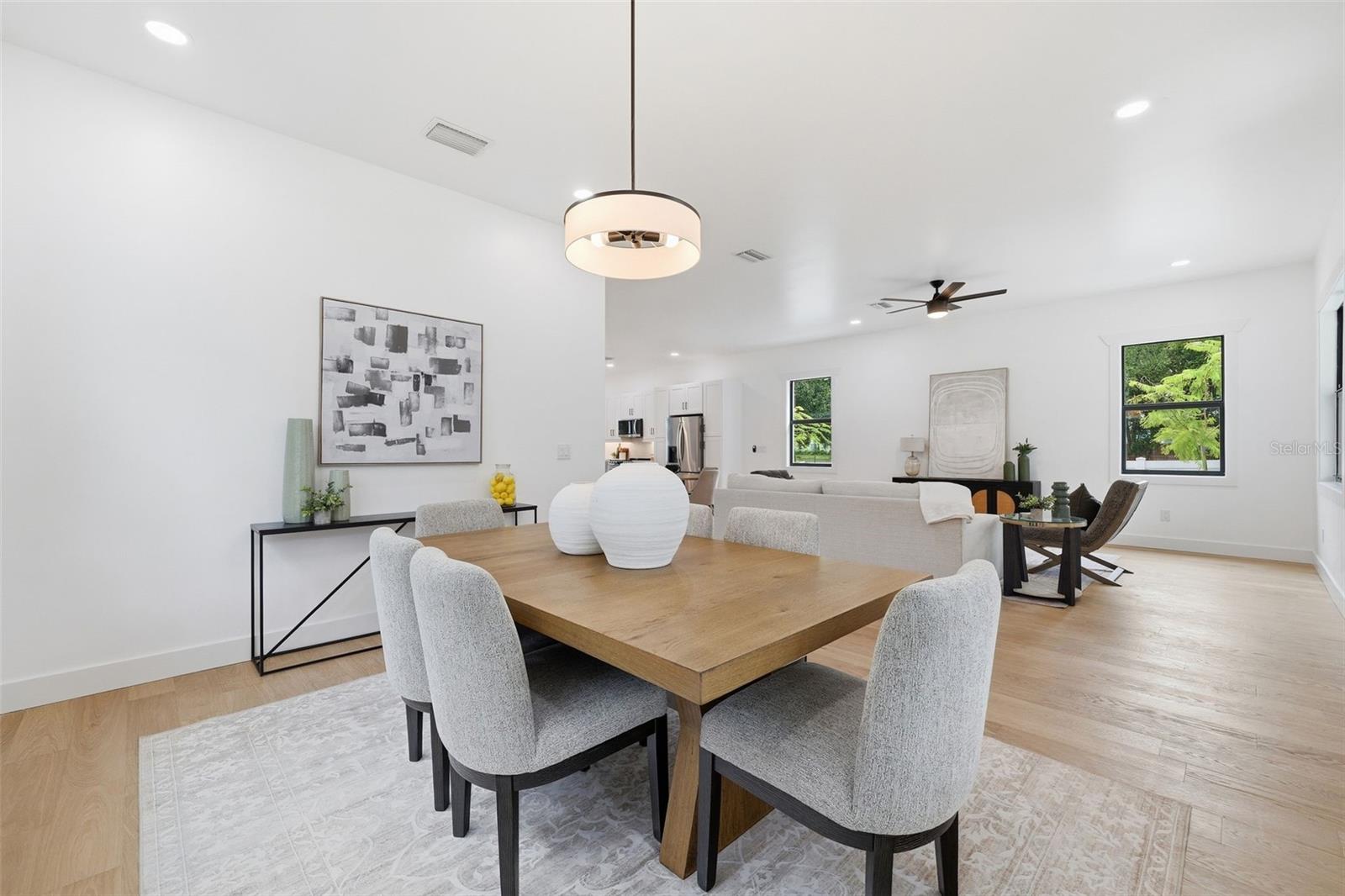 307 W JEAN ST — photo 8