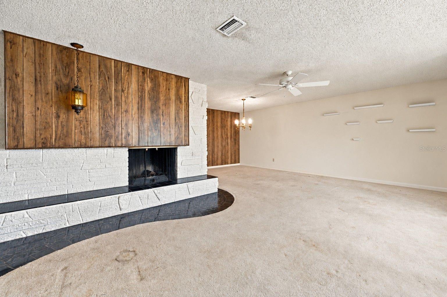 2336 HARN BLVD — photo 9