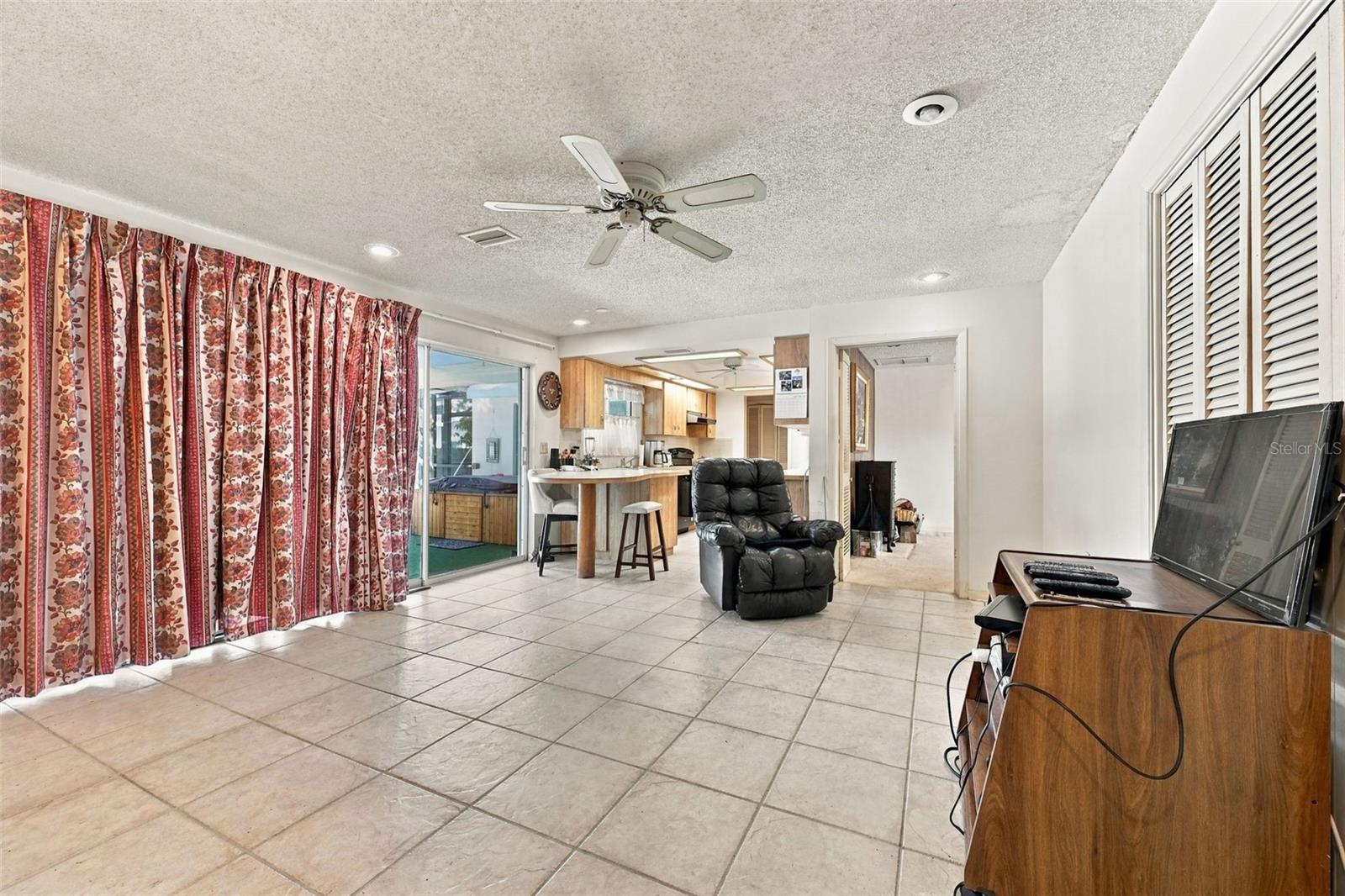 2336 HARN BLVD — photo 52