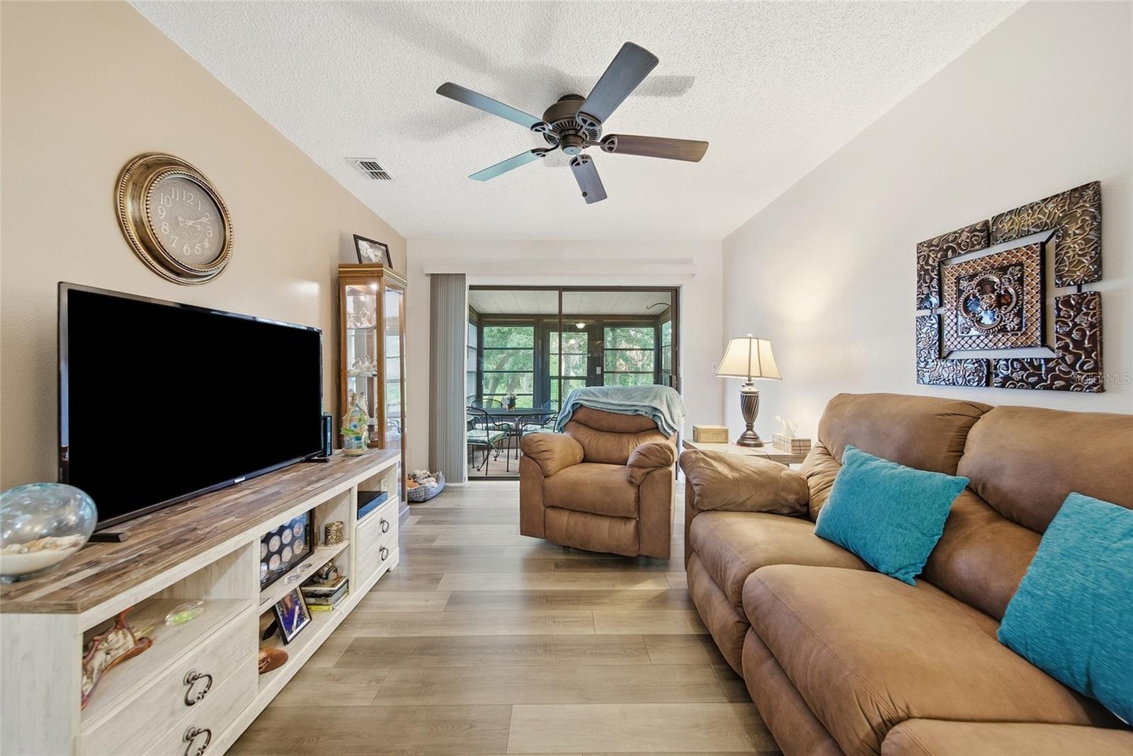 11715 SPRING TREE LN — photo 6