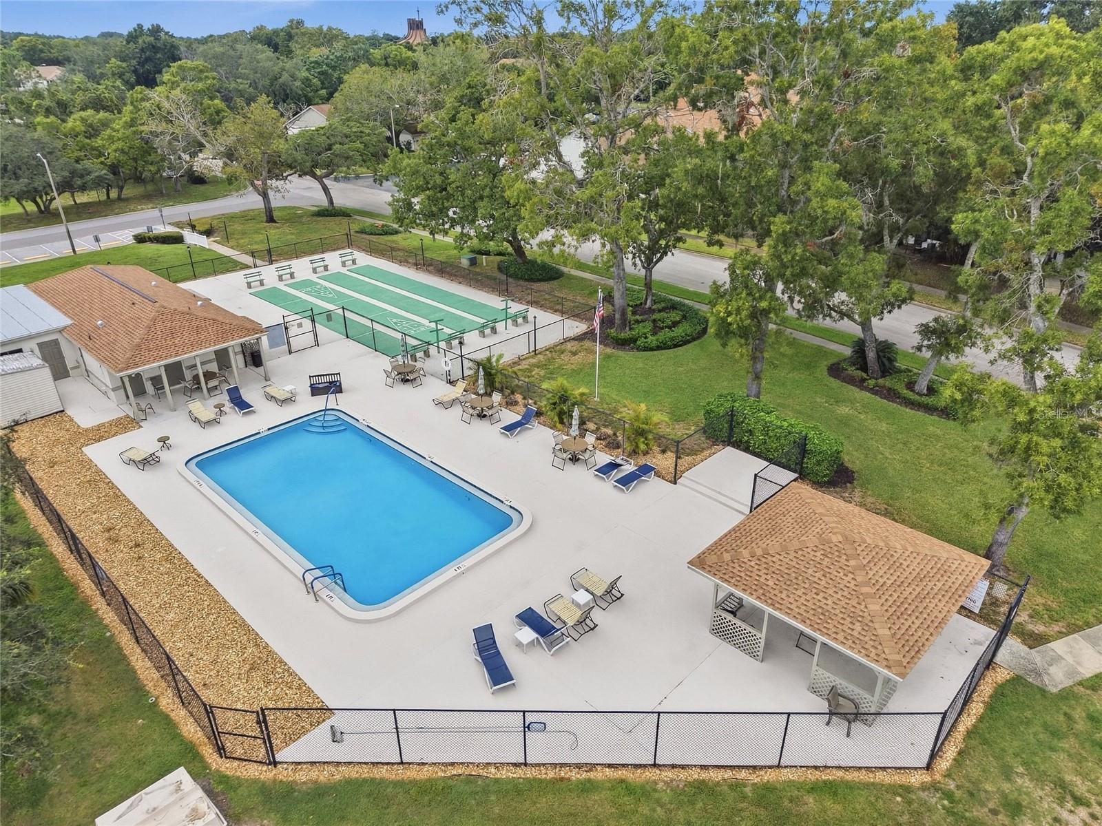 11715 SPRING TREE LN — photo 32