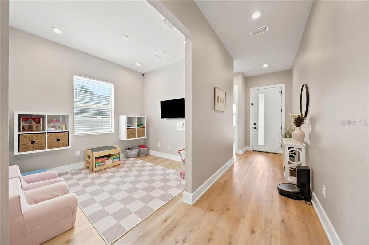 3011 W NORTH B ST — photo 10