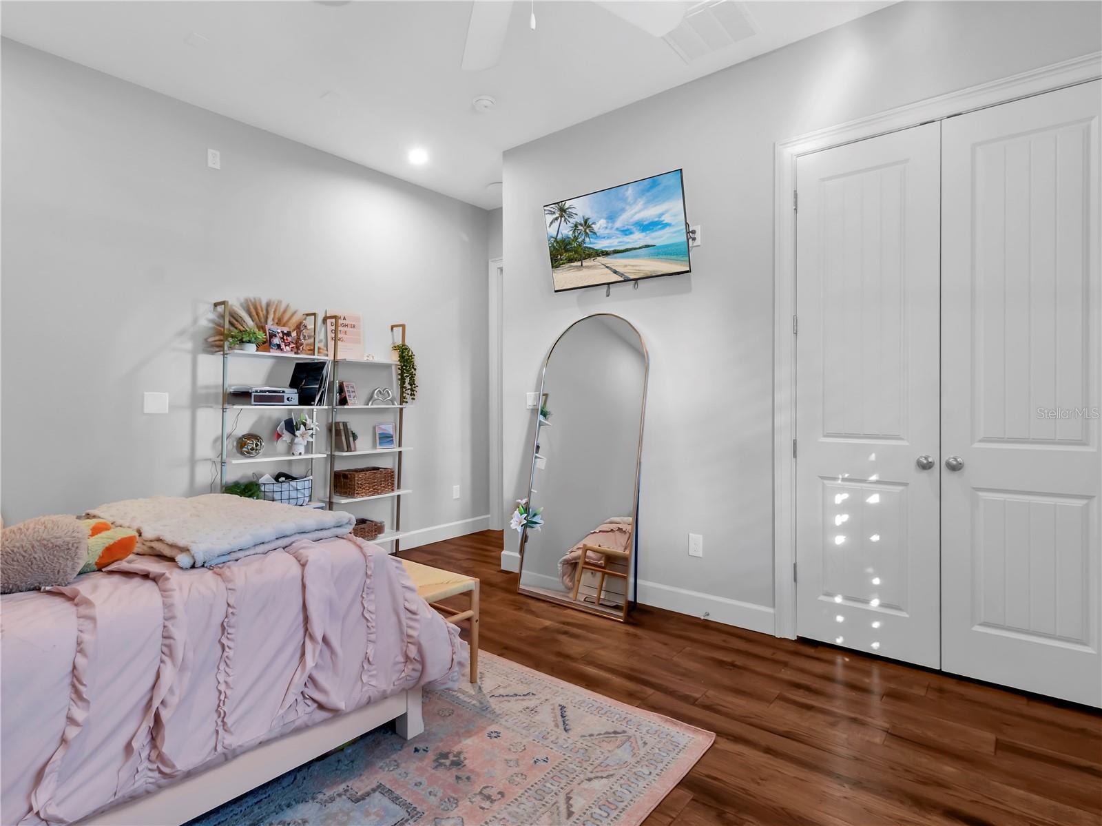 29547 CHAPEL PARK DR — photo 32