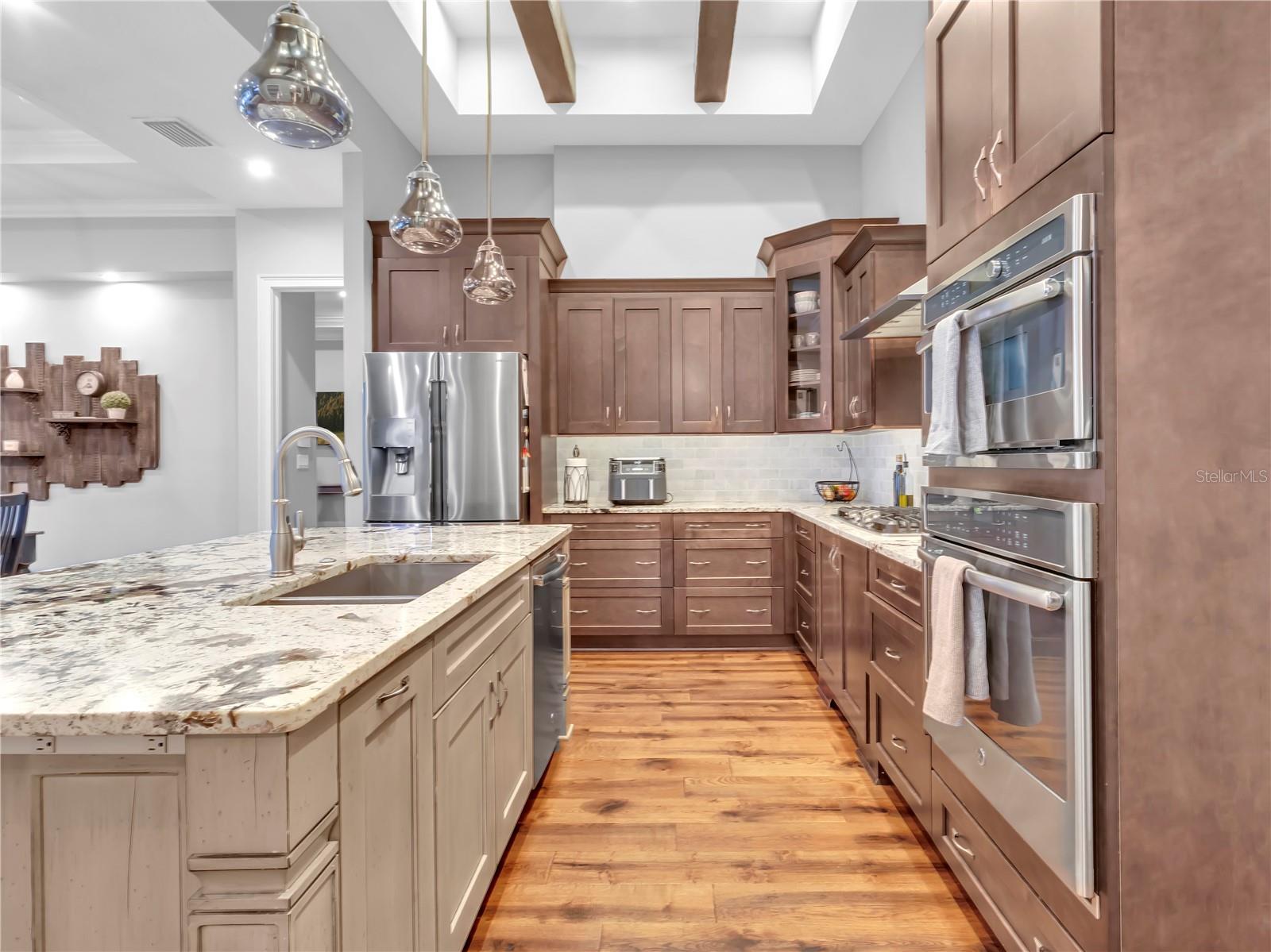 29547 CHAPEL PARK DR — photo 16