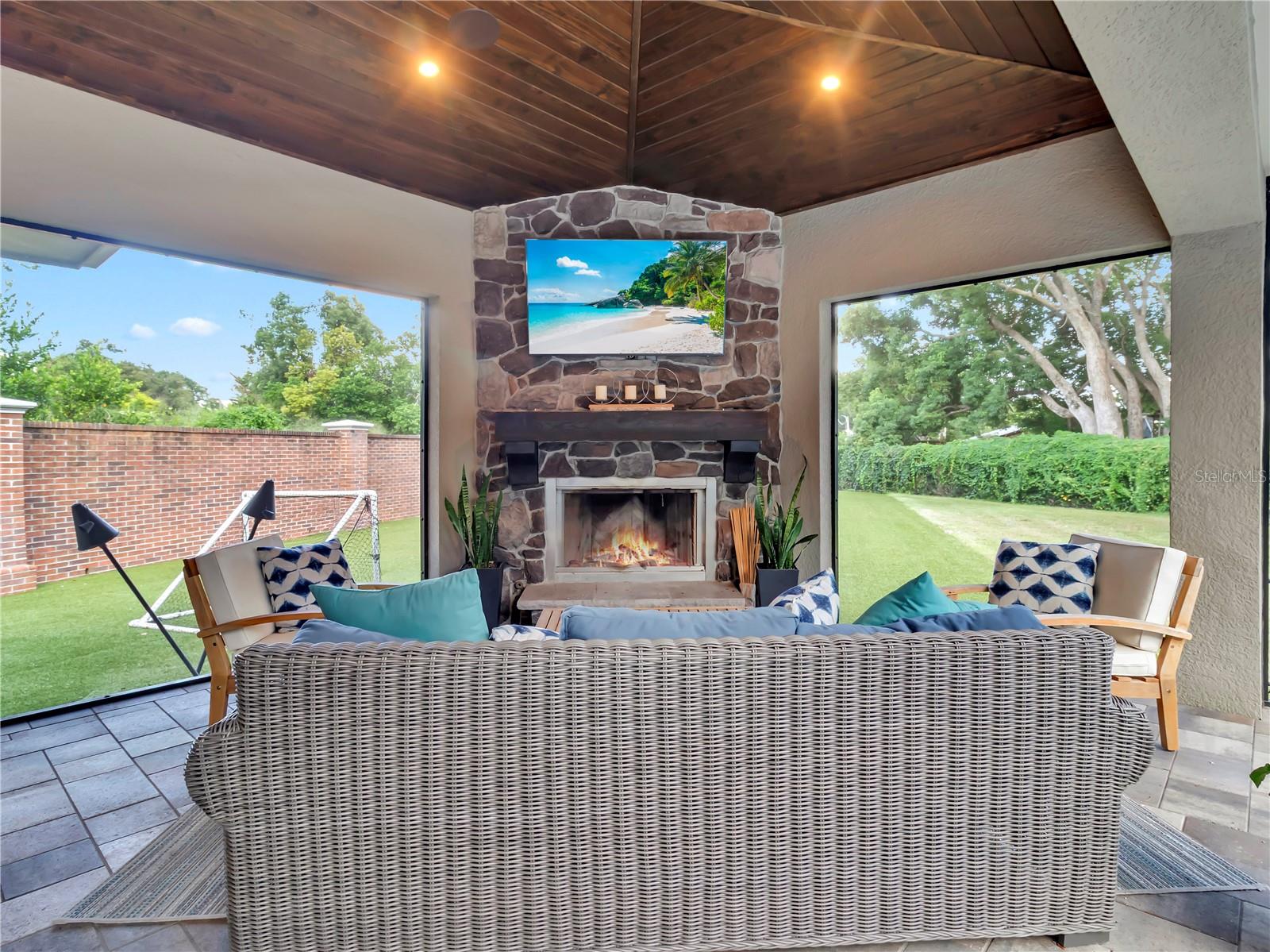 29547 CHAPEL PARK DR — photo 49