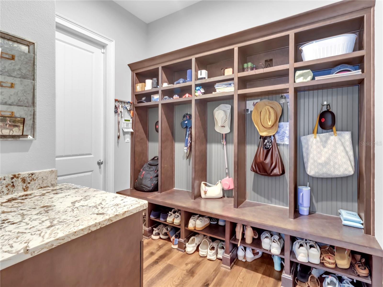 29547 CHAPEL PARK DR — photo 36