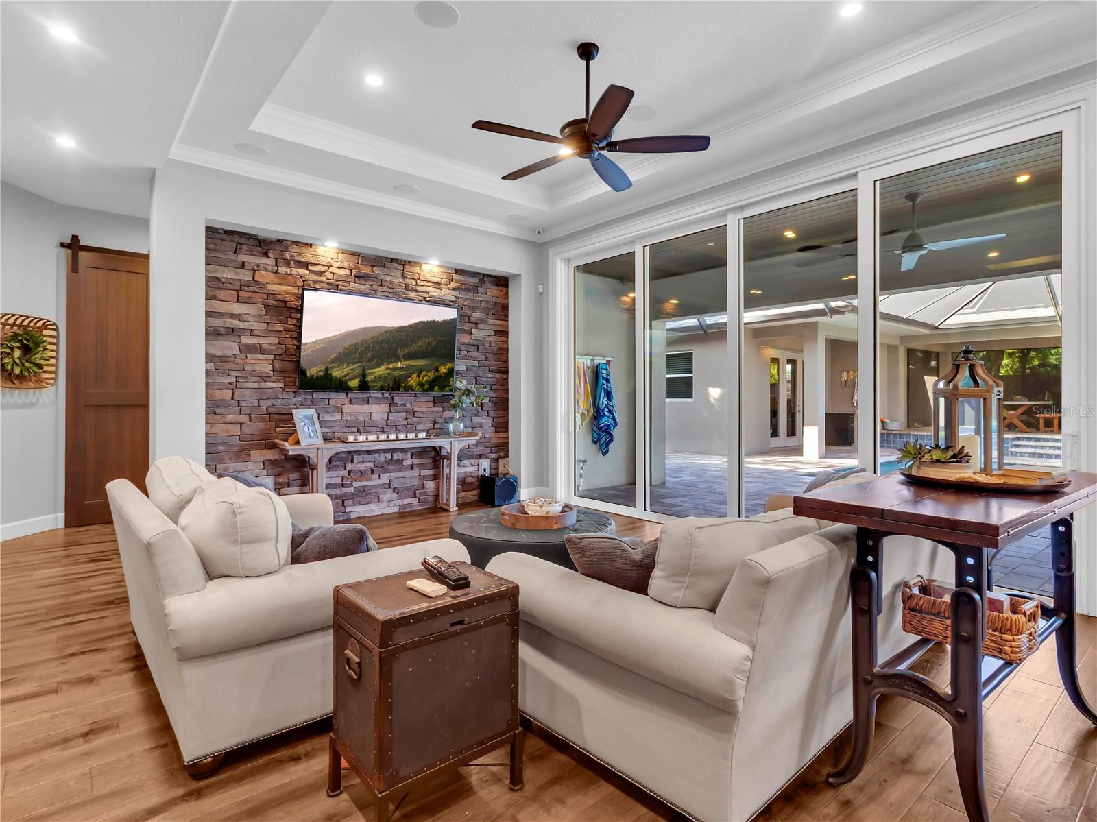 29547 CHAPEL PARK DR — photo 12