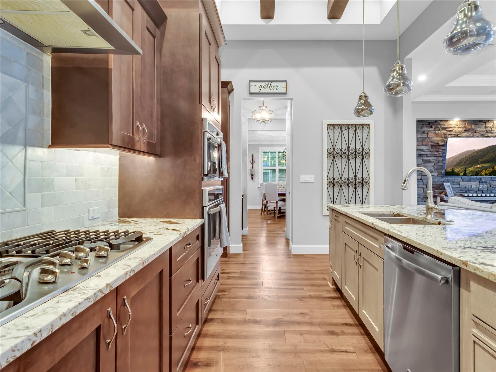 29547 CHAPEL PARK DR — photo 17