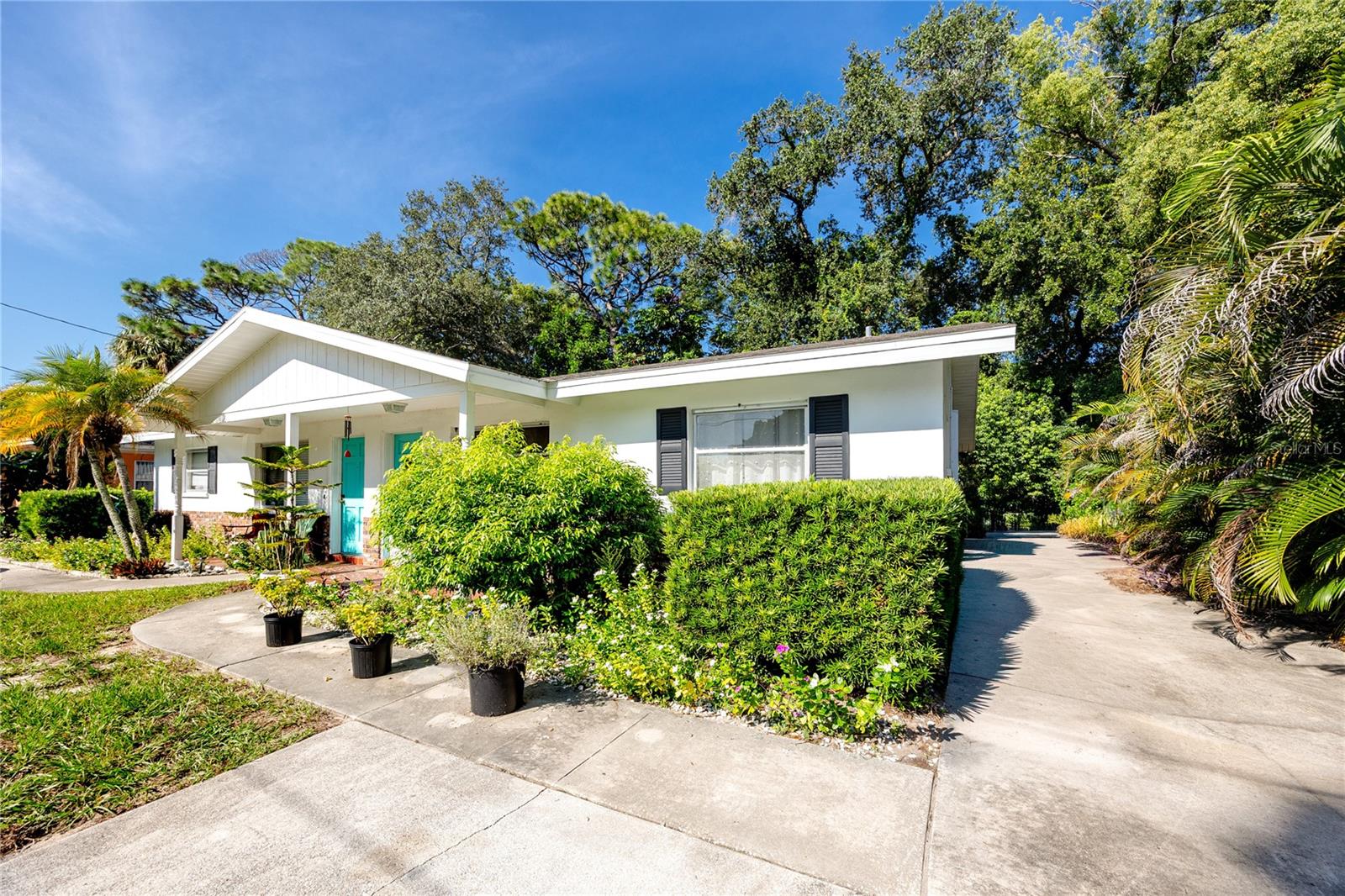 332 ACROPOLIS DR — photo 46
