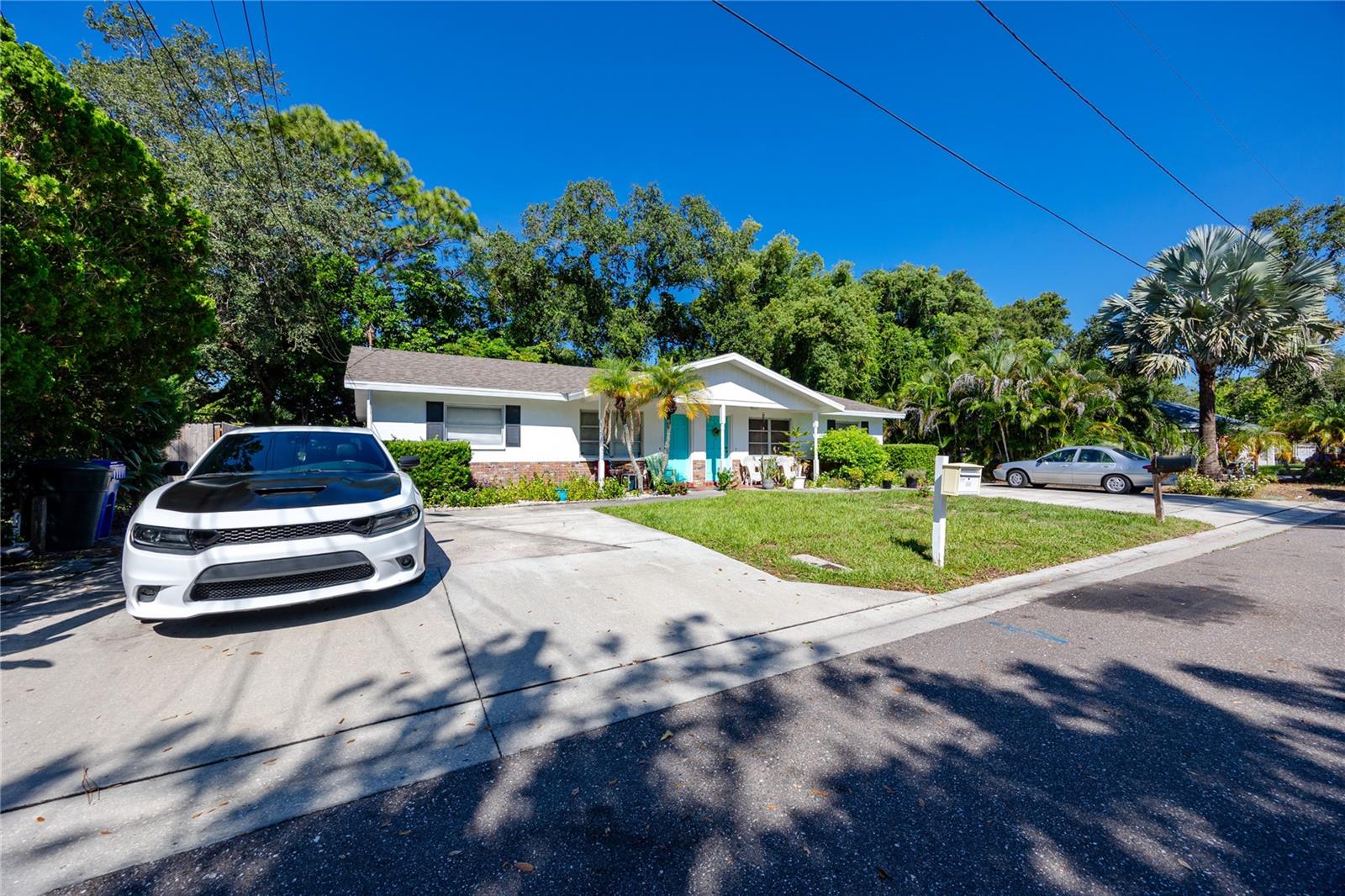 332 ACROPOLIS DR — photo 25