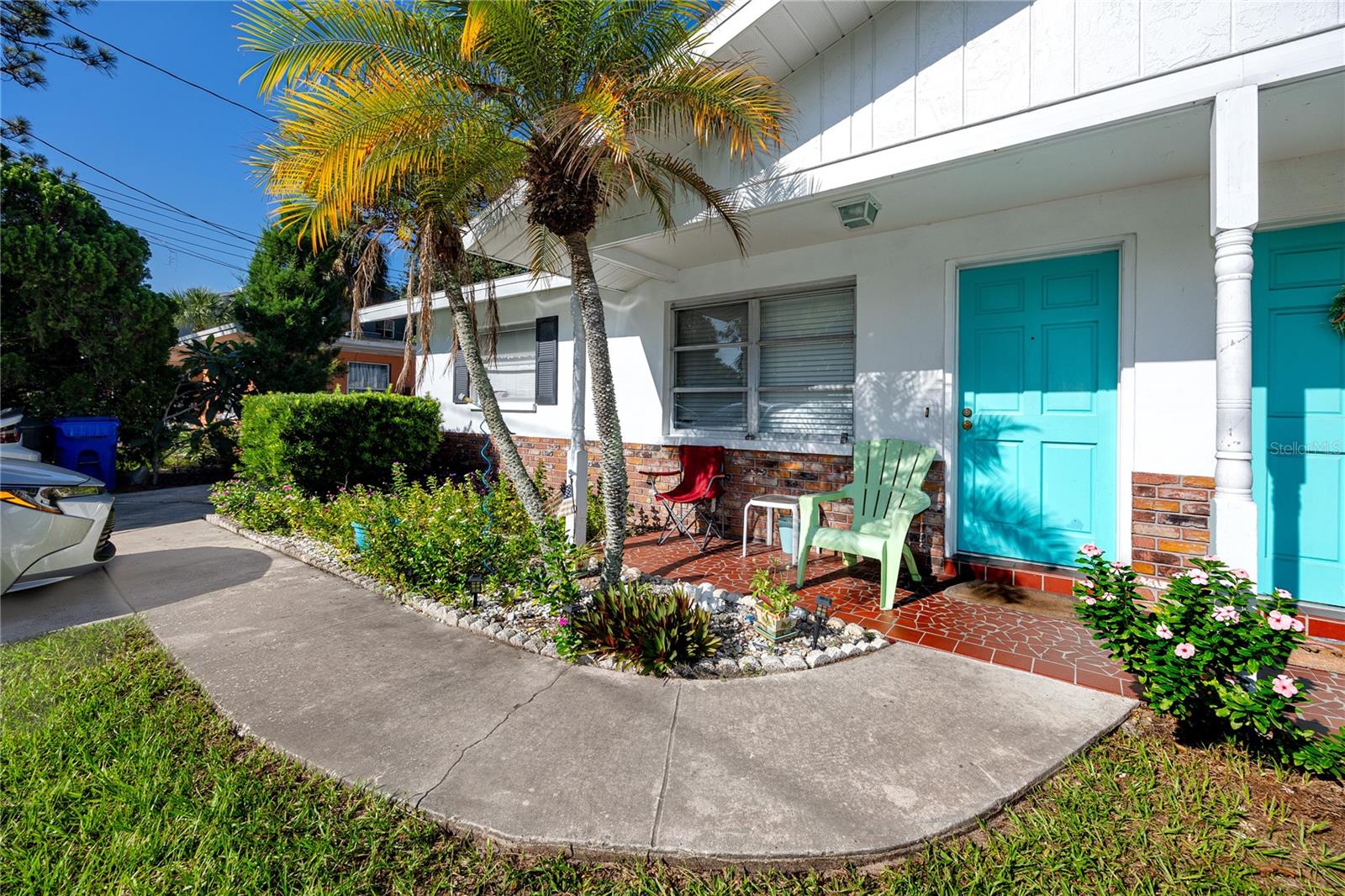 332 ACROPOLIS DR — photo 20