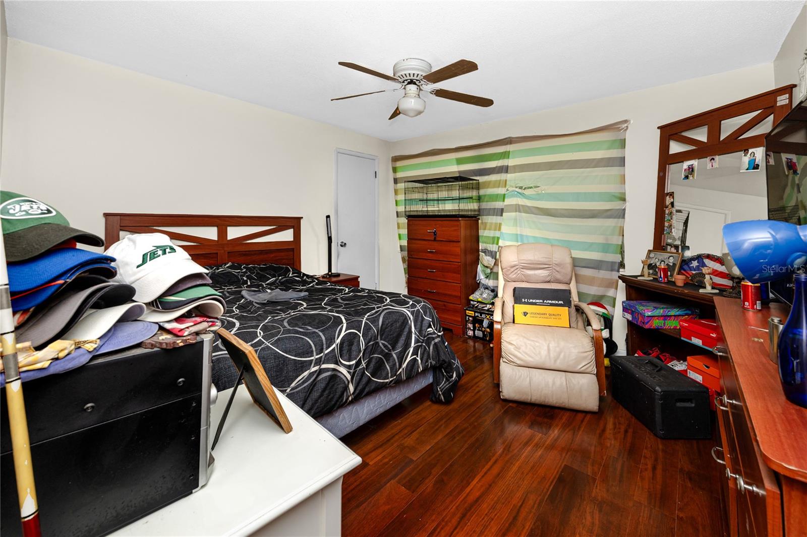 332 ACROPOLIS DR — photo 9