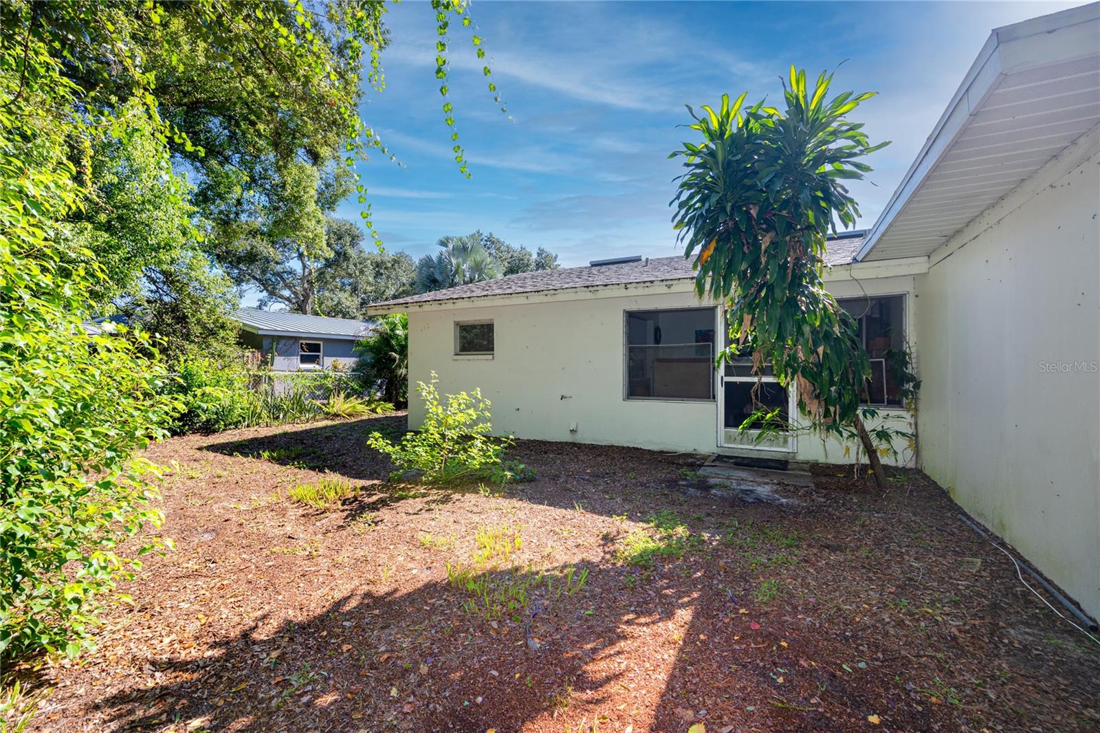 332 ACROPOLIS DR — photo 48