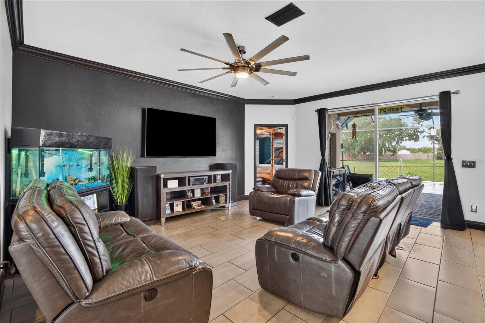 3003 SUMMER CRUISE DR — photo 17