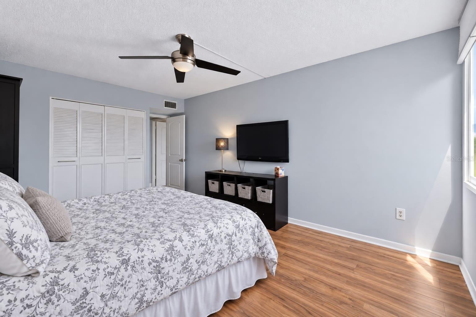 644 ISLAND WAY #406 — photo 23
