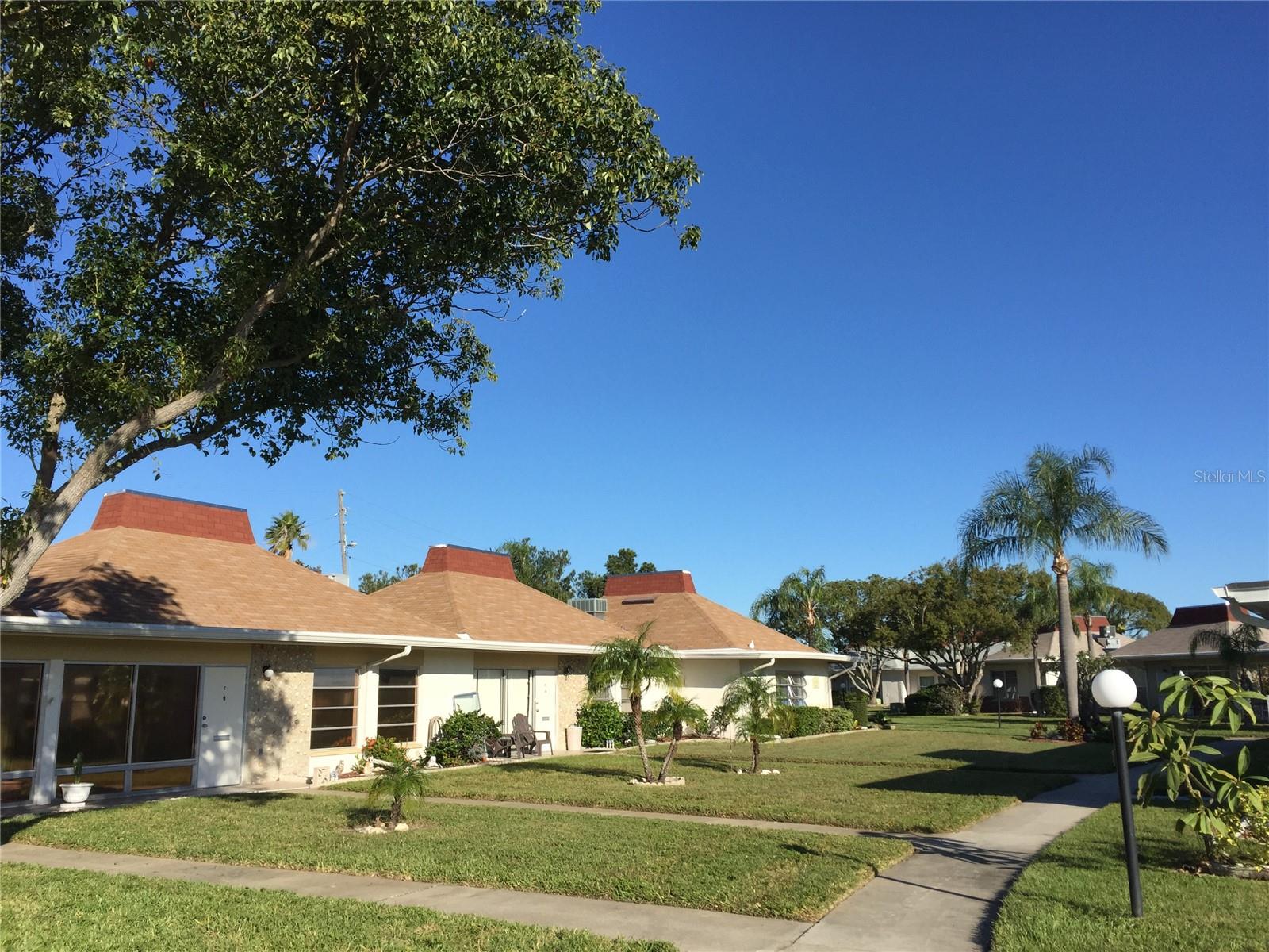 4345 TAHITIAN GARDENS CIR #E — photo 2