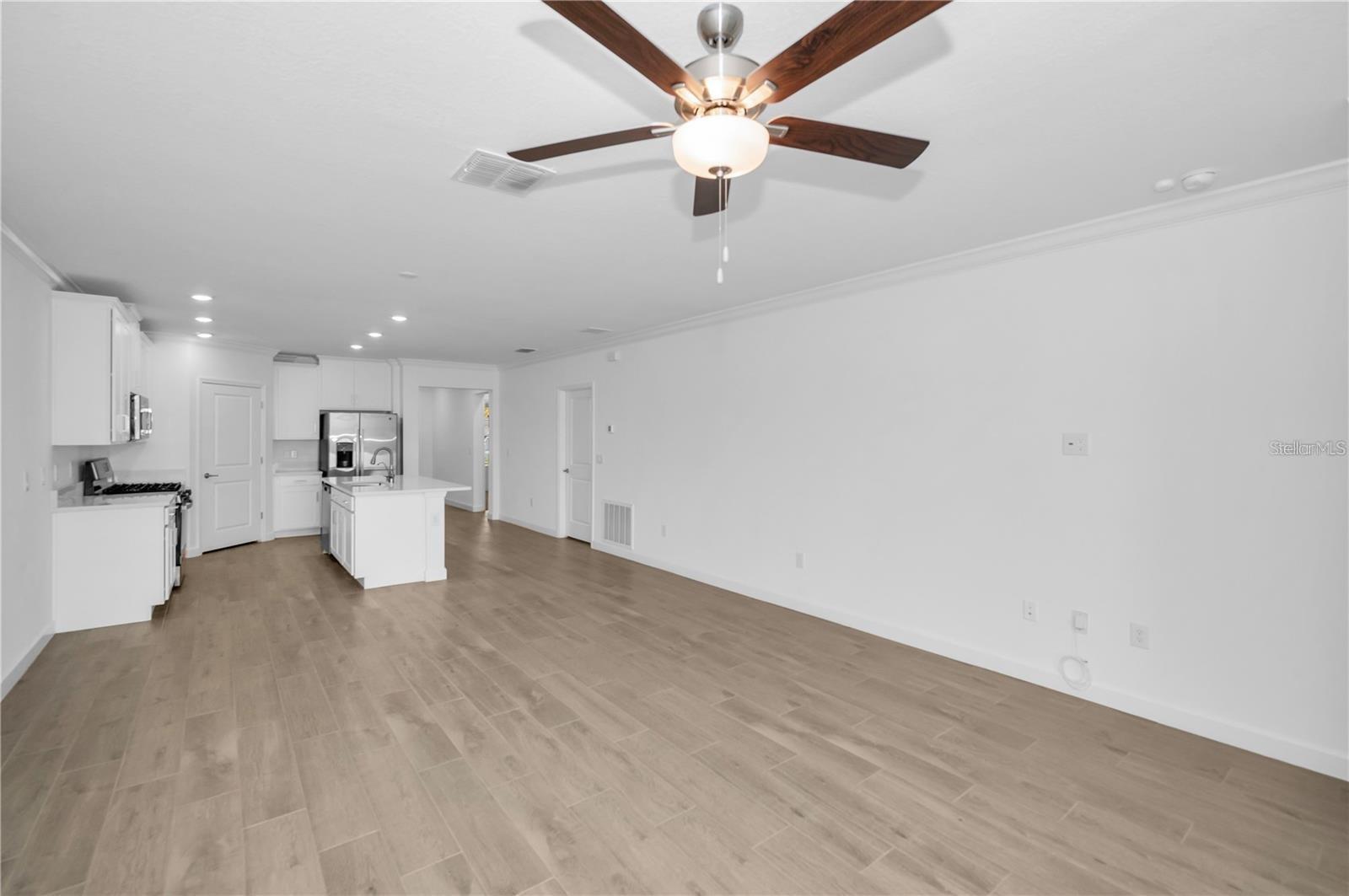 17432 HOLLY WELL AVE — photo 20