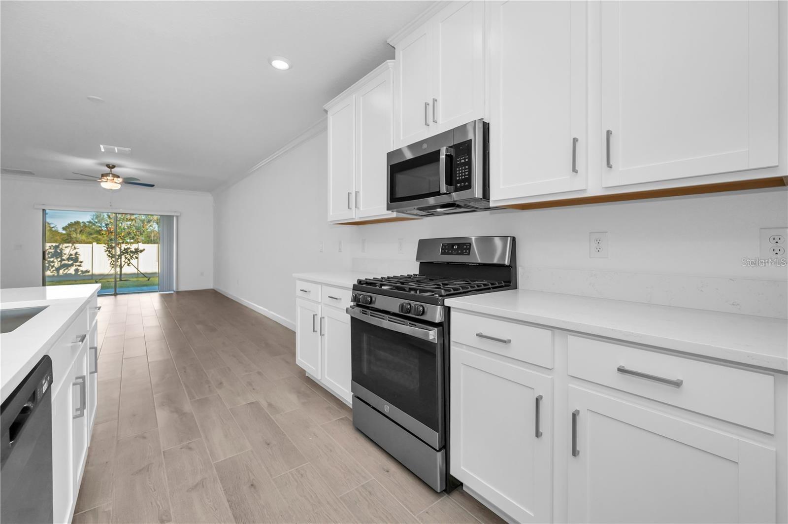 17432 HOLLY WELL AVE — photo 21