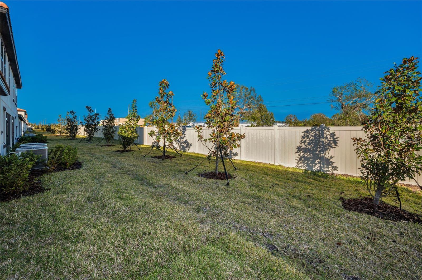 17432 HOLLY WELL AVE — photo 40