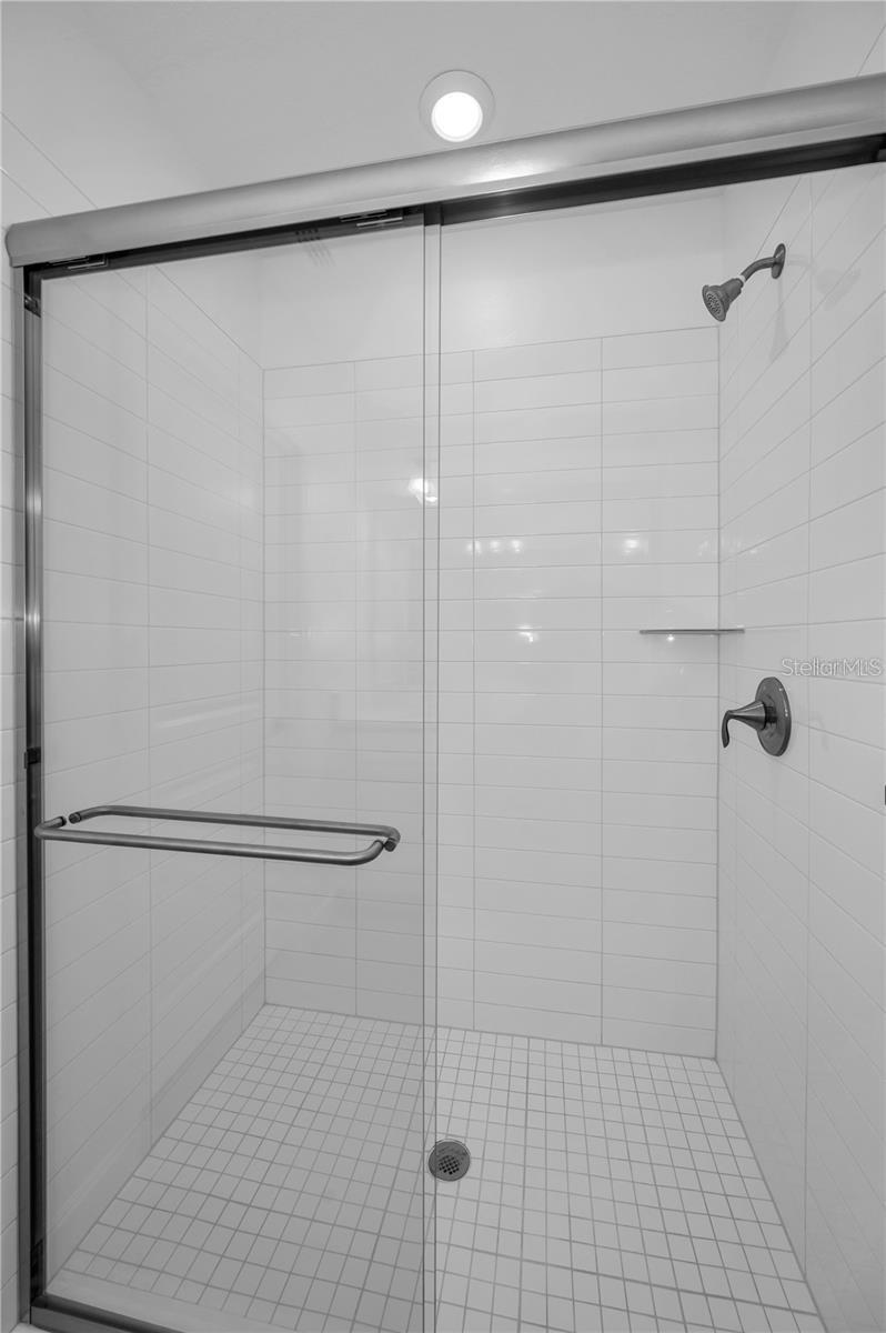 17432 HOLLY WELL AVE — photo 30
