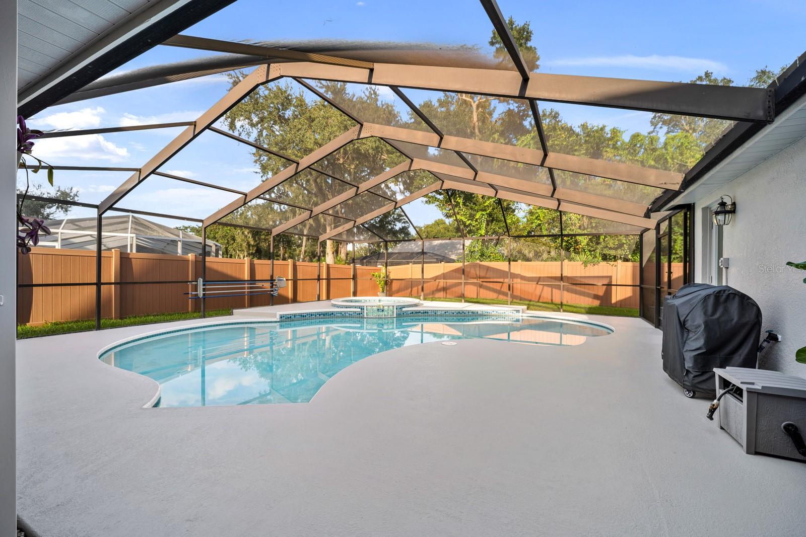 3905 NORTHRIDGE DR — photo 33