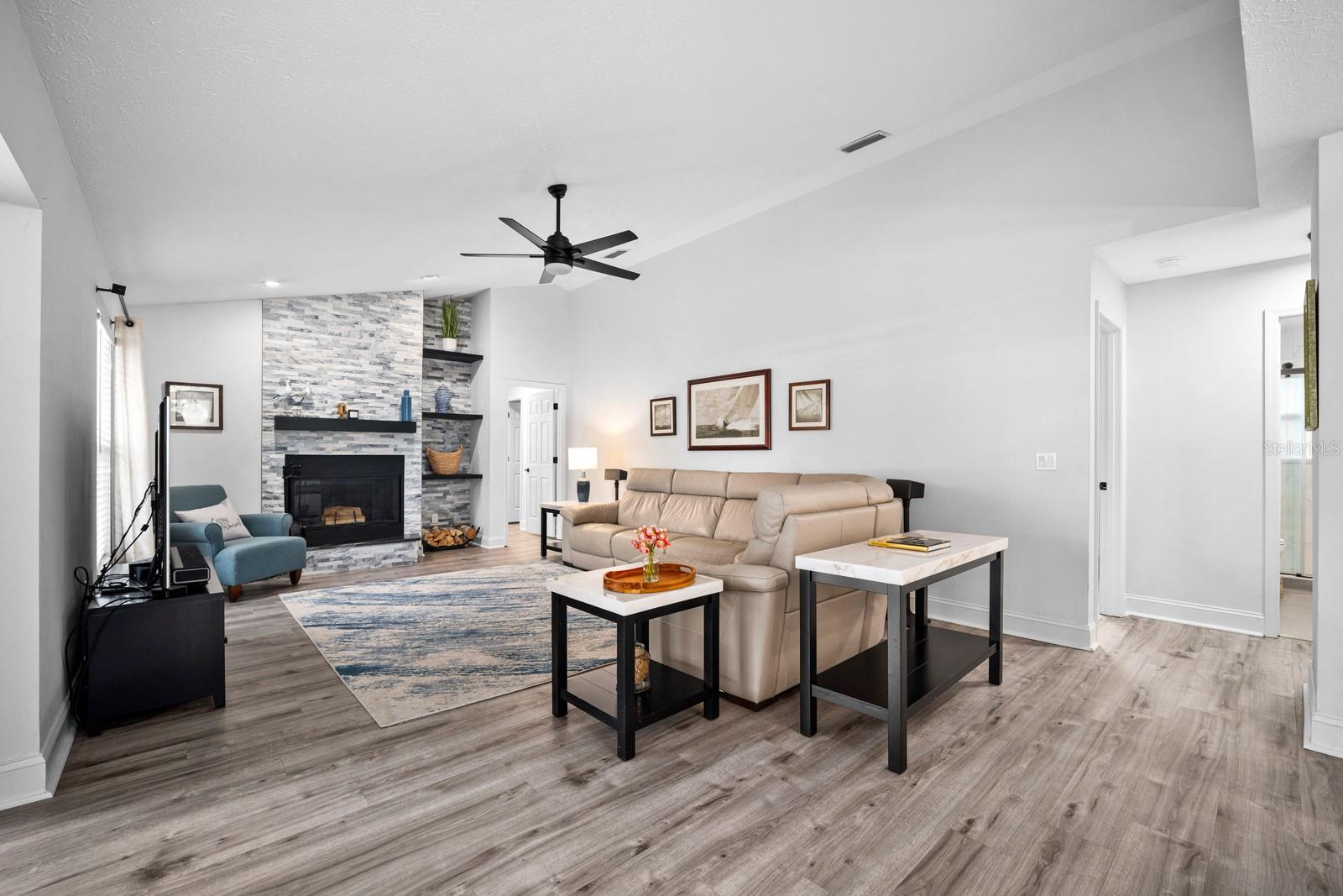 3905 NORTHRIDGE DR — photo 22