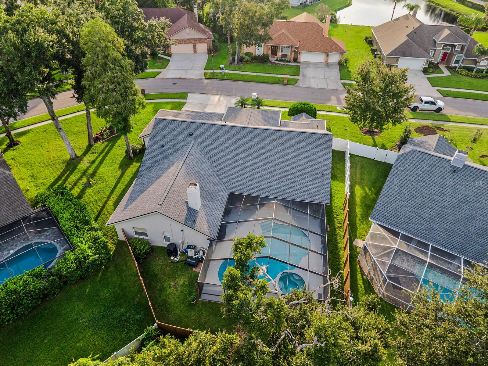 3905 NORTHRIDGE DR — photo 35