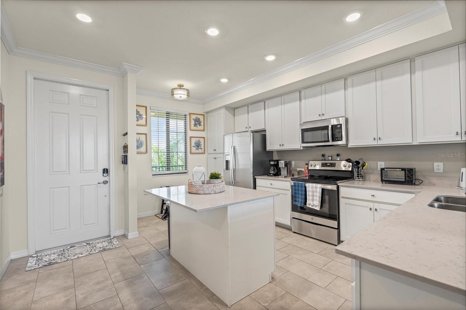 17810 GAWTHROP DR #304 — photo 7